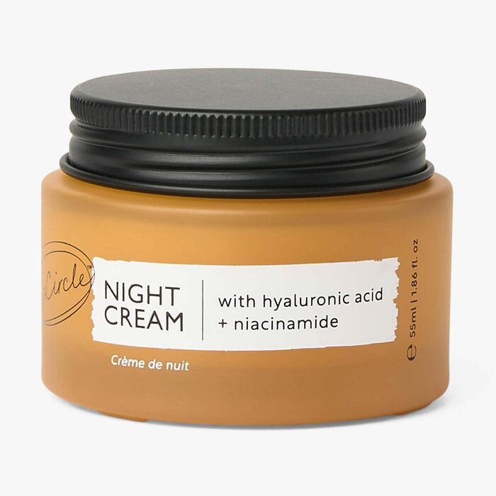 UpCircle Night Cream mit Hyaluronsäure & Niacinamid – Glas mit schwarzem Deckel, kompakte Größe – vegane, nährende Nachtpflege.