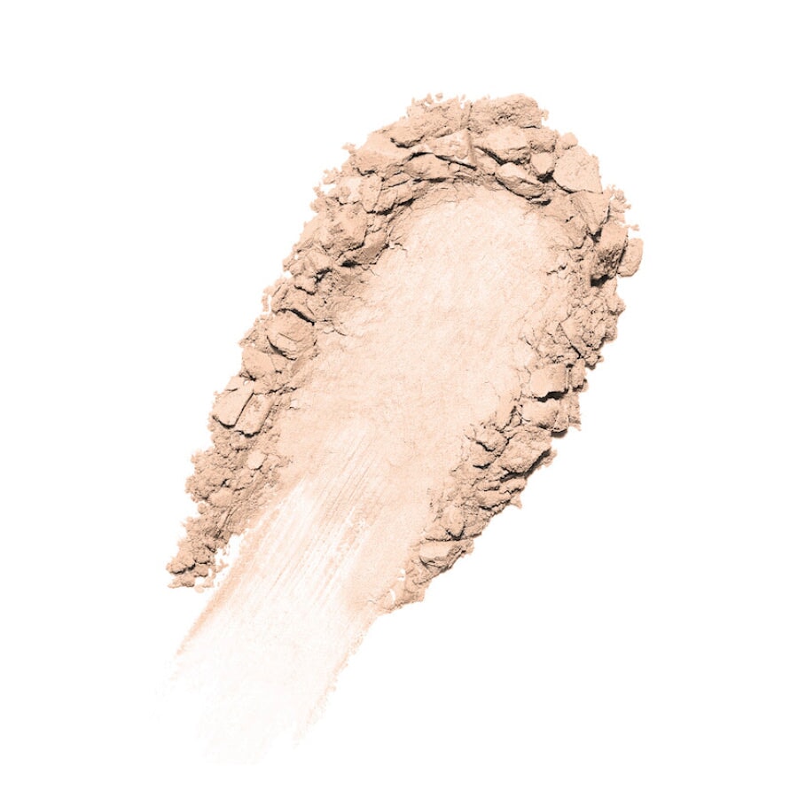 Puderprobe AÏTUTAKI von Leouge Francais auf weißem Untergrund.