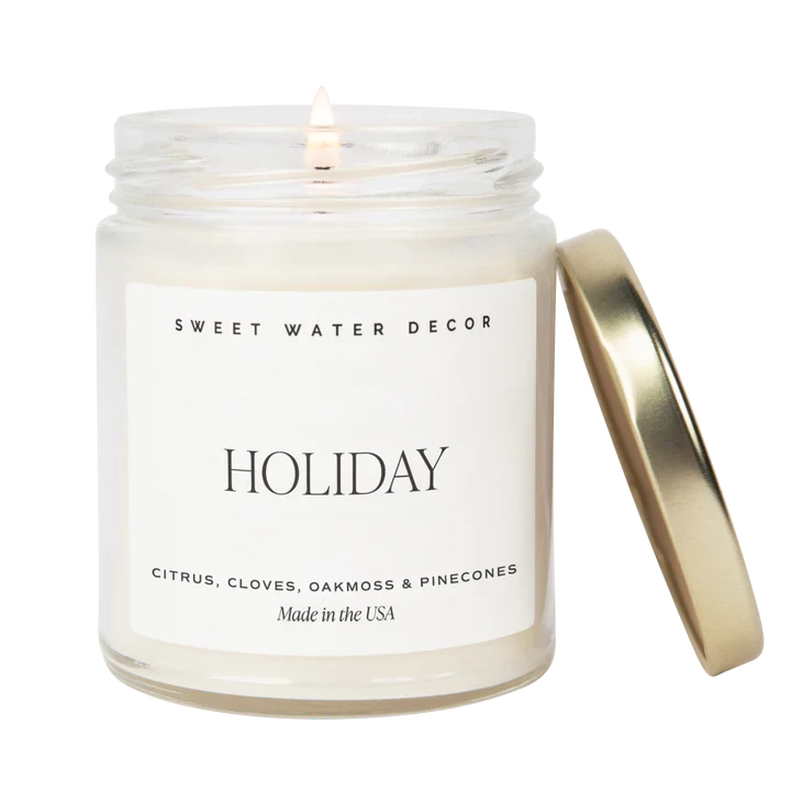 Sweet Water Decor Kerze Holiday mit geöffneten Glas