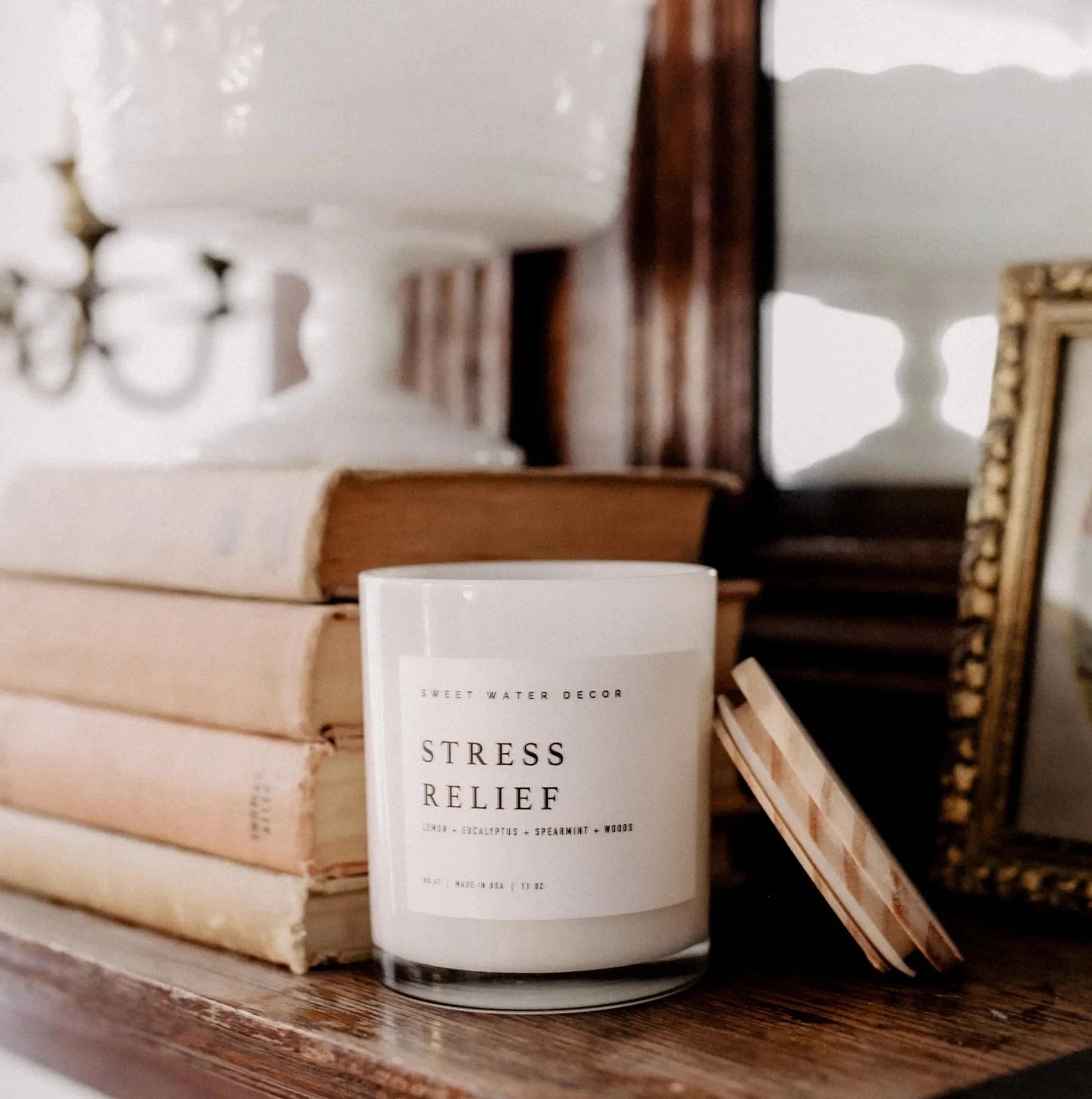 Soy wax candle "STRESS RELIEF" | SWEET WATER DECOR