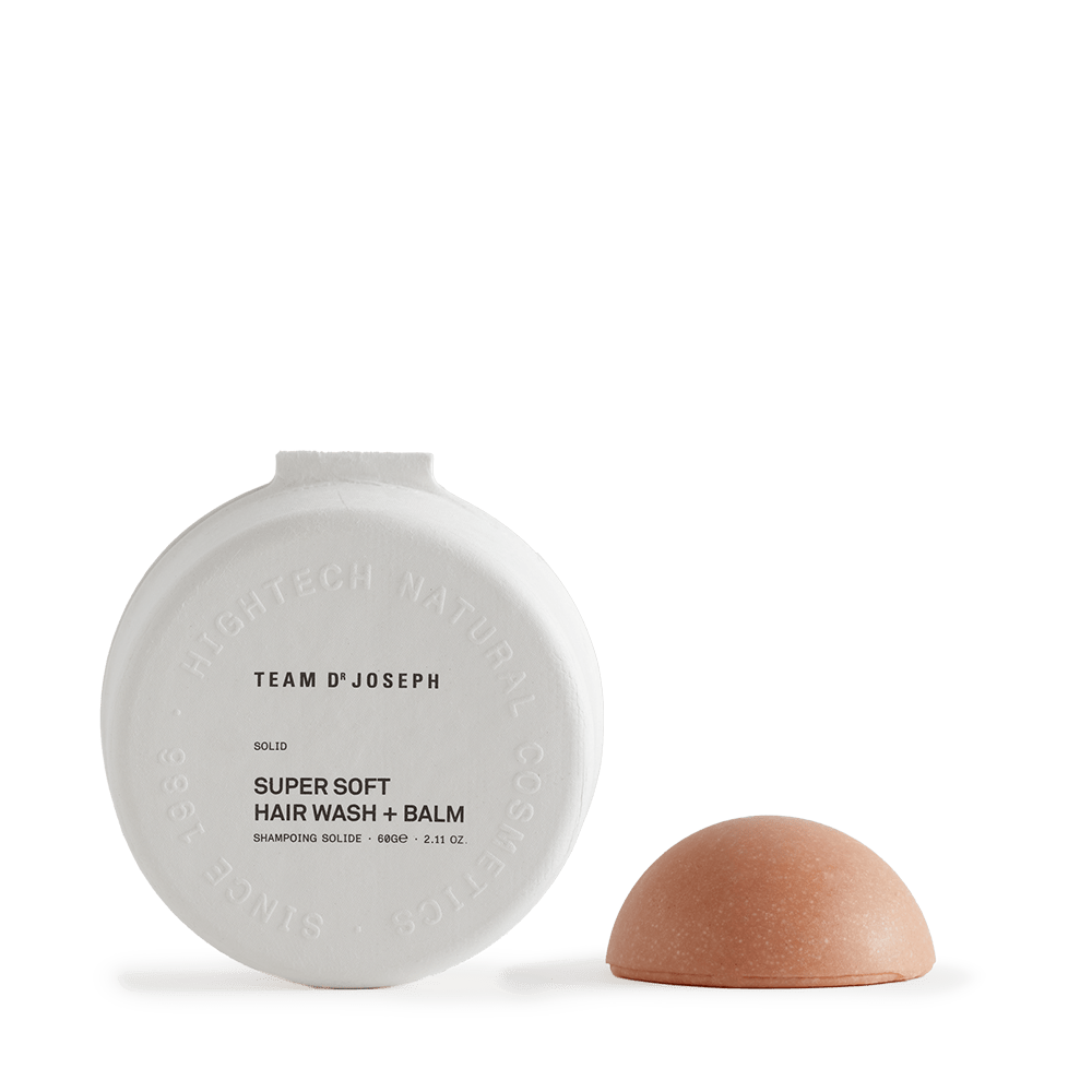 Festes Shampoo und Conditioner Super Soft Hair Wash + Balm – Zero Waste Haarpflege auf weißem Hintergrund.