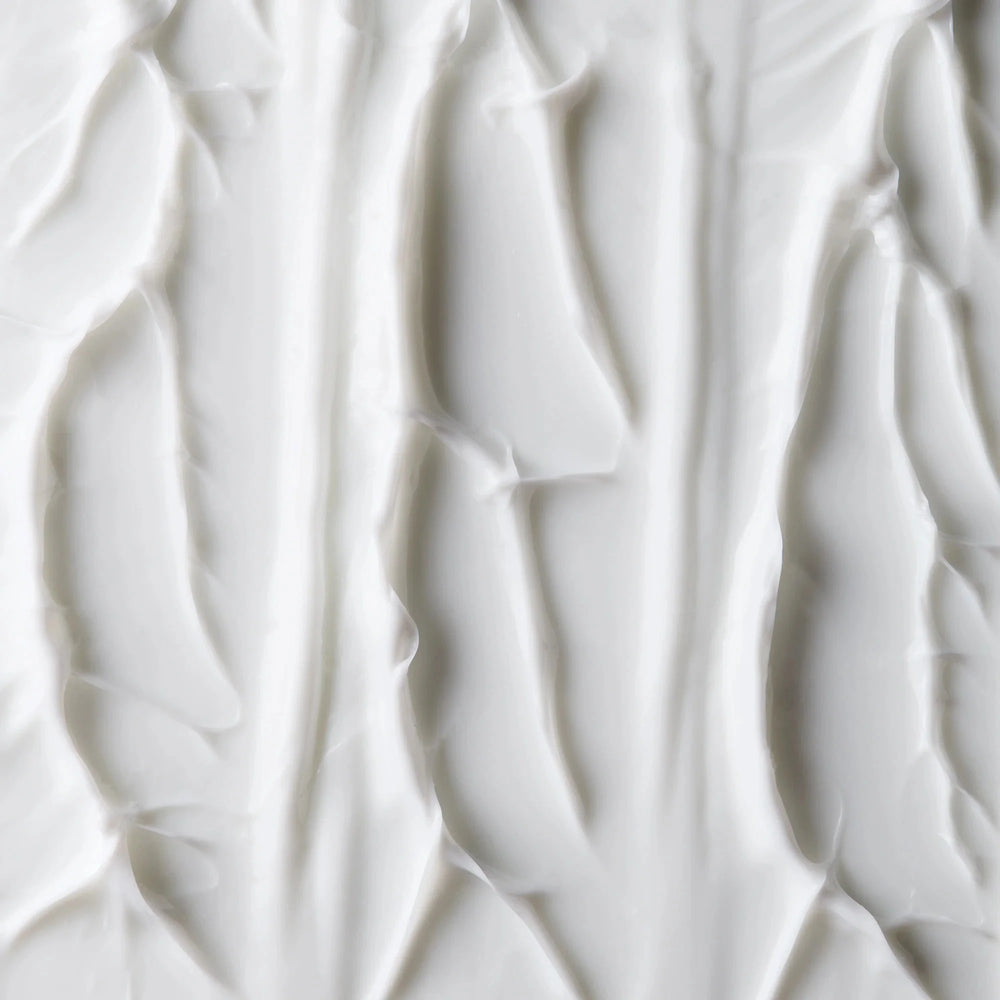 Sanfte, reichhaltige Textur der The Bliss Rich Cream – feuchtigkeitsspendende Pflege für trockene Haut