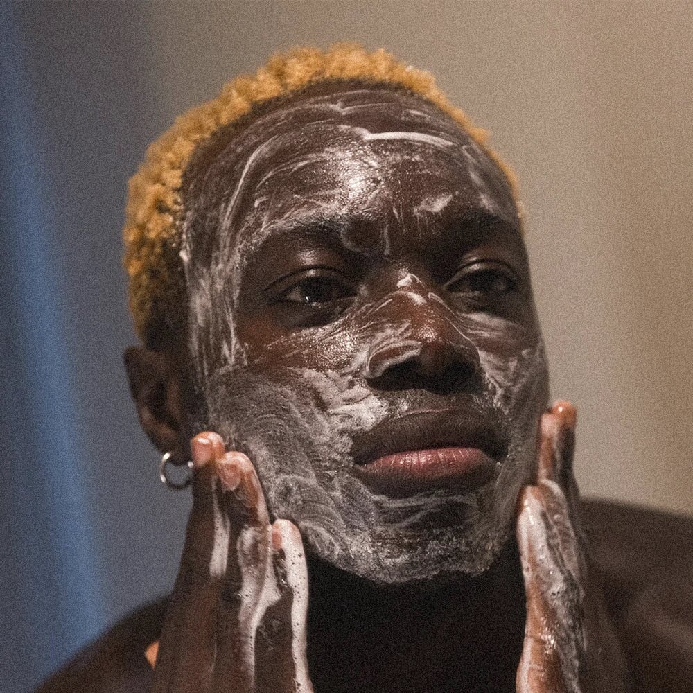 Schritt-für-Schritt Anwendung mit dem natürlichen nº1 Cleanser - Gesichtsreinigung North Glow