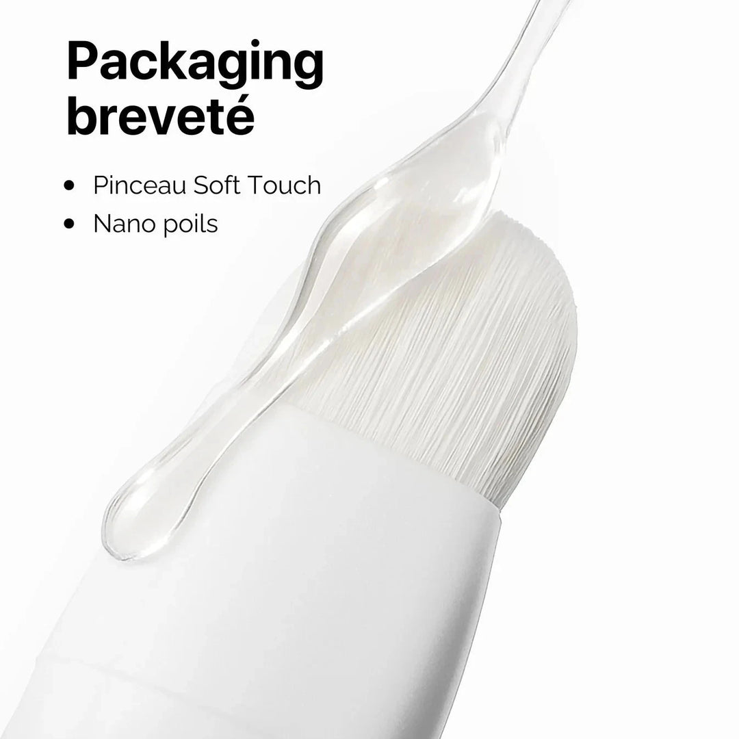 Gelartige Textur mit Pflaster-Effekt – beruhigendes Zahnfleischserum von The Smilist North Glow