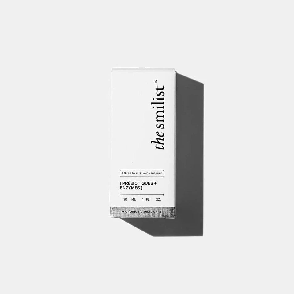 Aufhellendes und stärkendes Übernacht-Serum von The Smilist