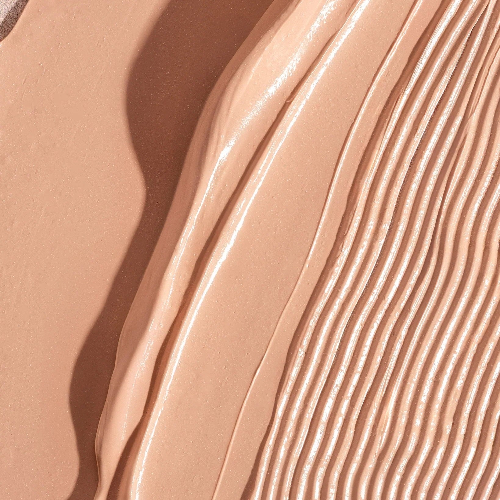 Farb- und Texturbeispiel der SDafna's Velvet Shield 30.