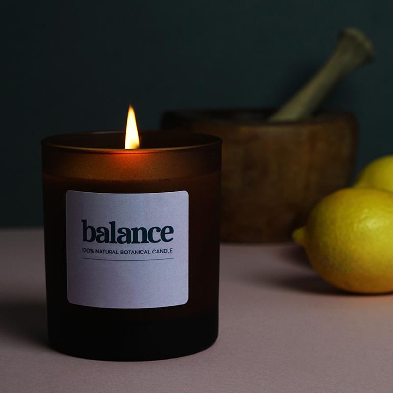 Balance Candle/ Sojawachskerze in der Duftkombination Zitrone, Lavendel, Geranie & Wacholder North Glow
