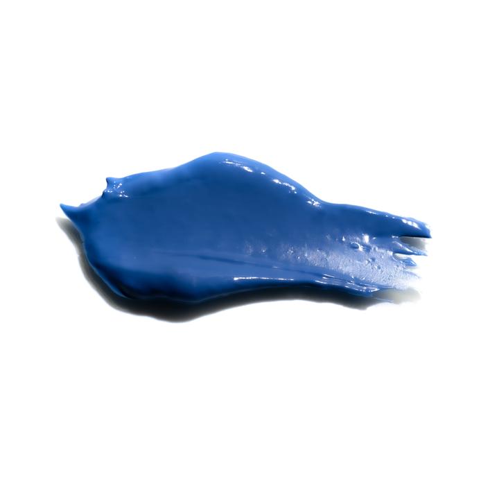 Lilfox Blue Legume blaue Textur vor weißem Hintergrund