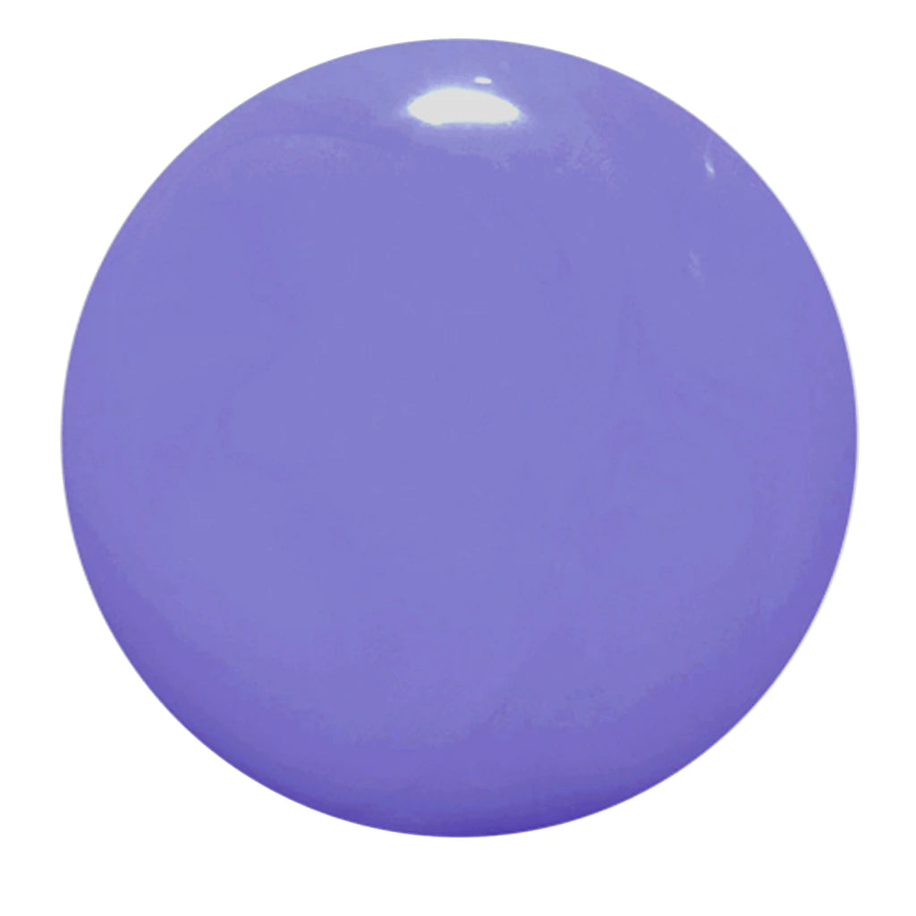 Nailberry Nagellack Farbbeispiel Bluebell. North Glow