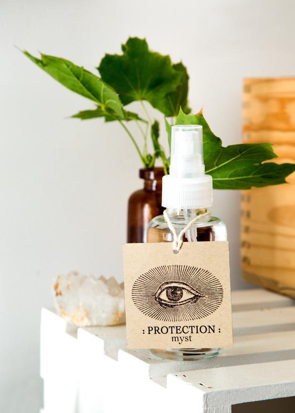 Palo Santo Protection Mist: Wildcrafted Hydrosol North Glow