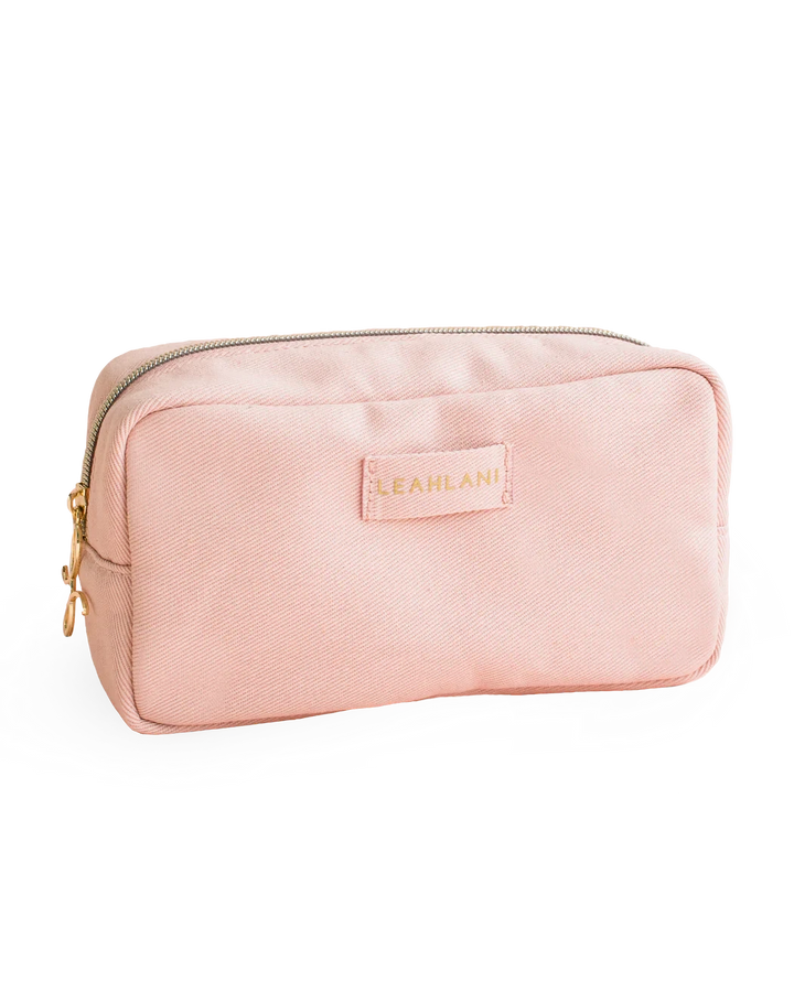 Leahlani Beauty Bag vor weißem Hintergrund