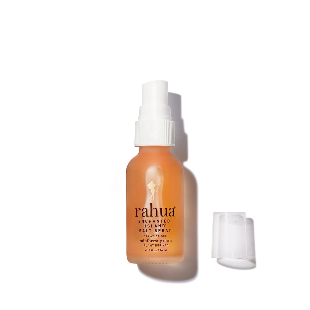 Rahua Enchanted Island Salt Spray Flasche Travel Size vor weißem Hintergrund