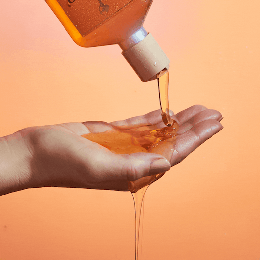 Enchanted Island™ Shampoo - strengthens the hair roots with exotic fragrance