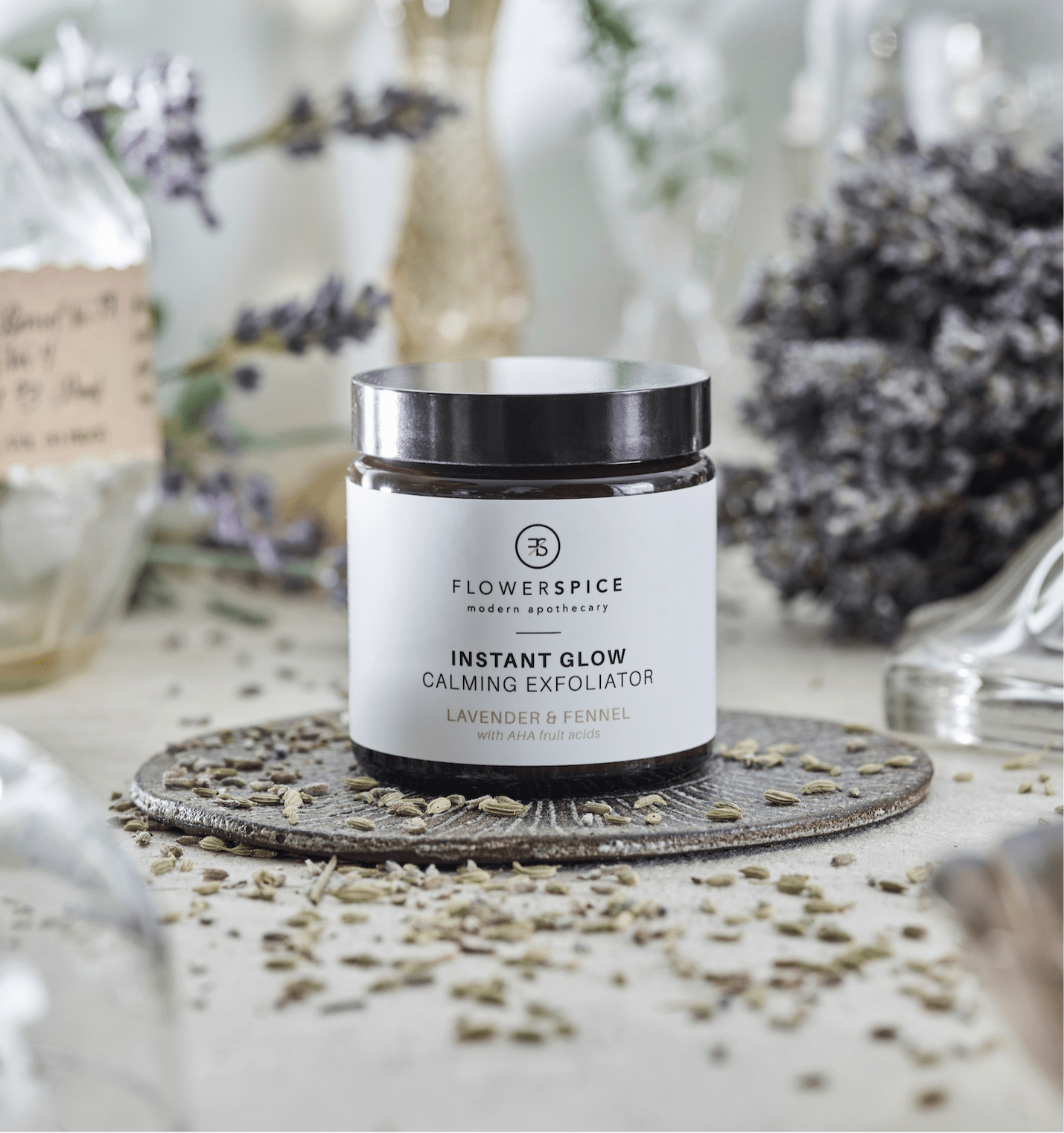 Instant Glow Calming Exfoliator - Flower and Spice - Peeling