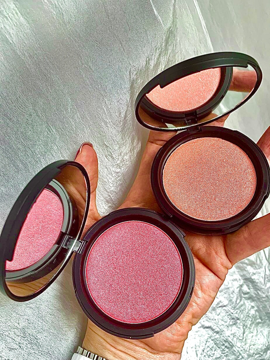 Luminescence ~ radiant blush and highlighter in one, in 2 shades