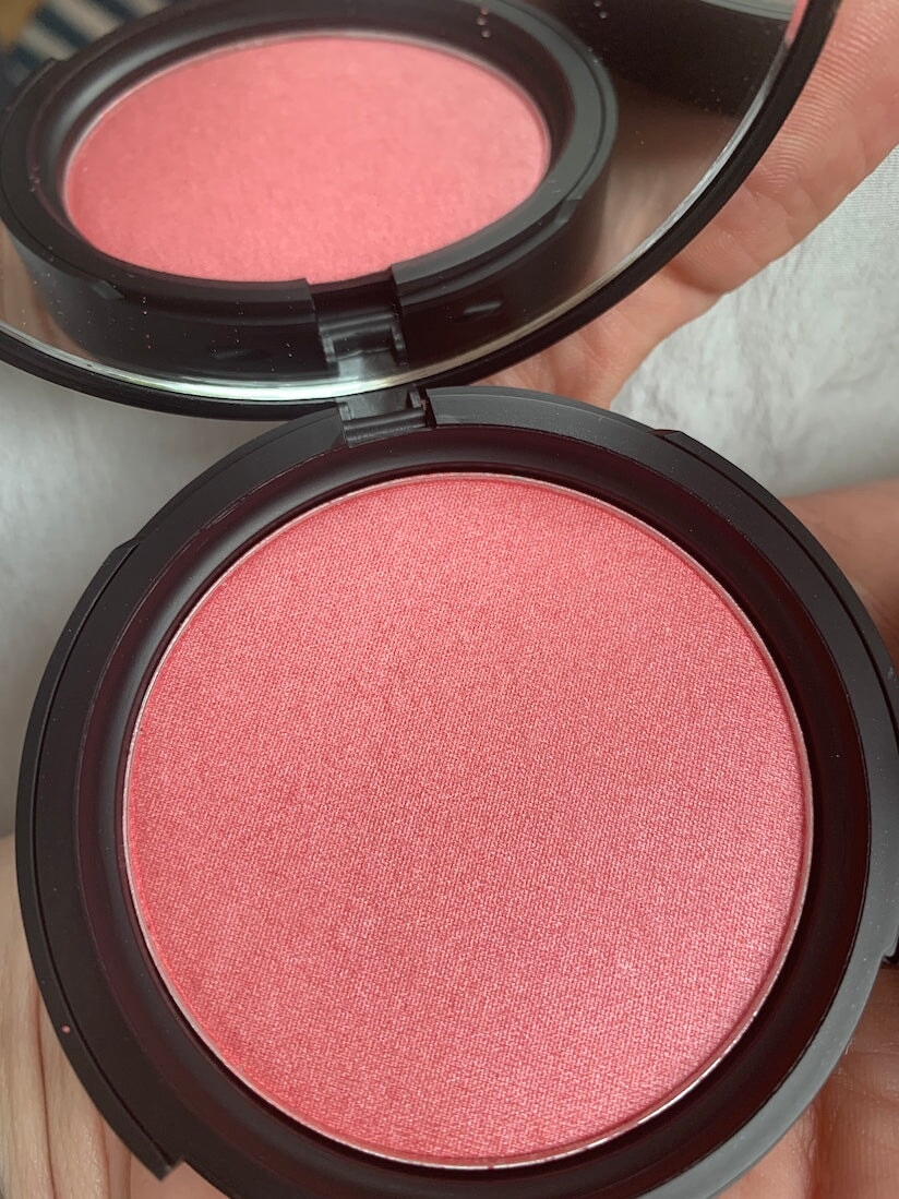 Luminescence ~ radiant blush and highlighter in one, in 2 shades