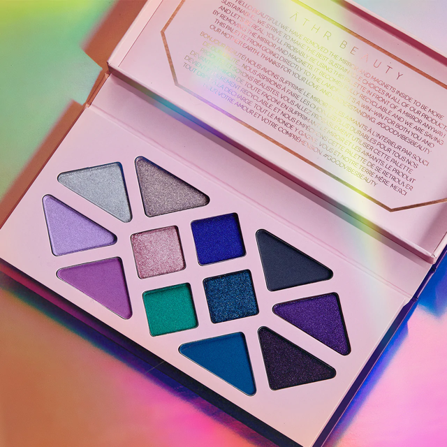 Moonlight Crystal Palette - Lidschattenpalette mit mauve und blau-grünen Tönen