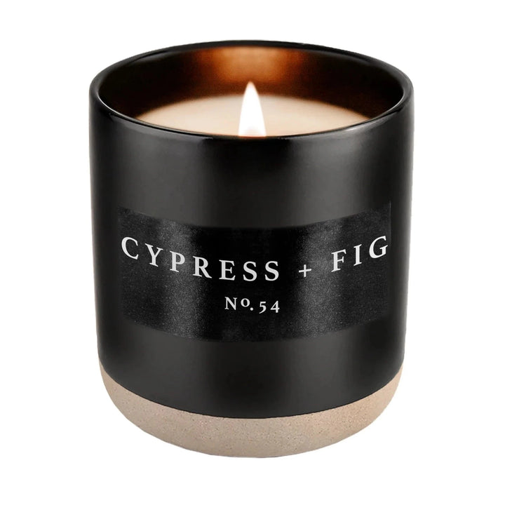 Sojawachskerze "Cypress and Fig Soy" im schwarzen Steingutglas