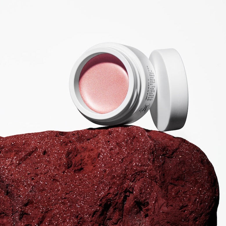 Strobelighter - MANASI 7 - Schimmernde Lidschatten und Highlighter