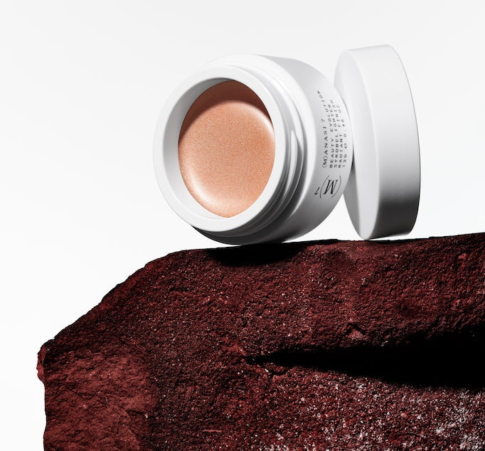 Strobelighter - MANASI 7 - Schimmernde Lidschatten und Highlighter