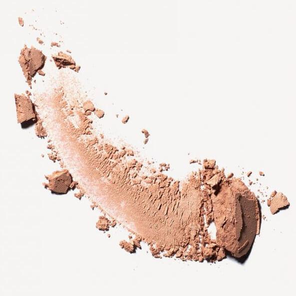 Ere Perez Tapioca Cheek Colour Farbbeispiel der Farbe Paris.