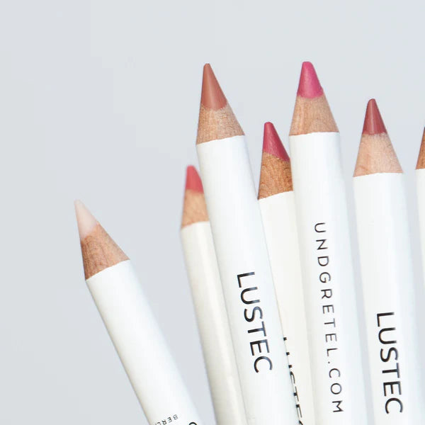 Natural cosmetics lipliner / lip liners
