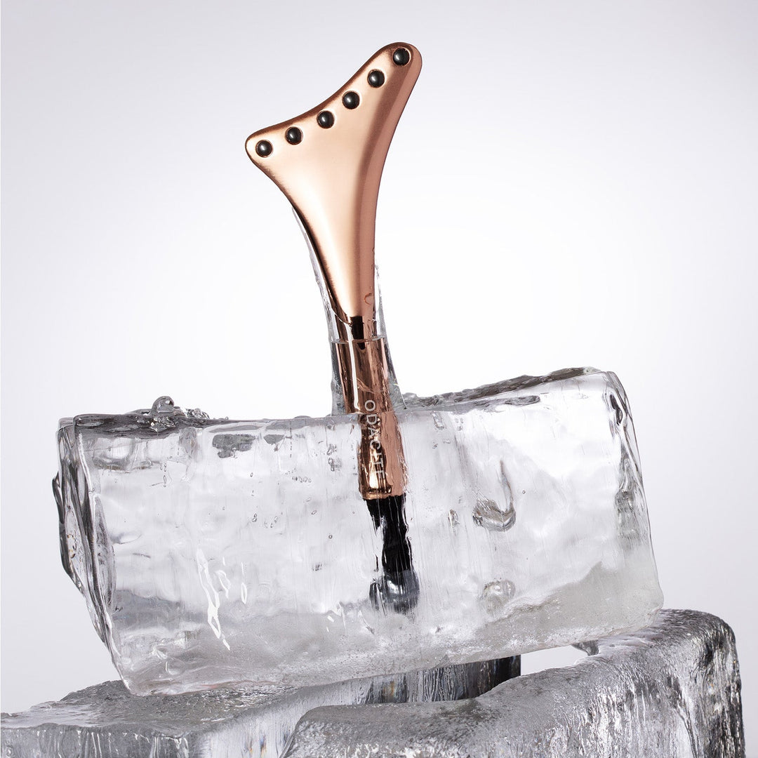 CRYO-TECH FACIAL TOOL Powered by Terahertz - ODACITÉ Gesichtsmassage Stein North Glow