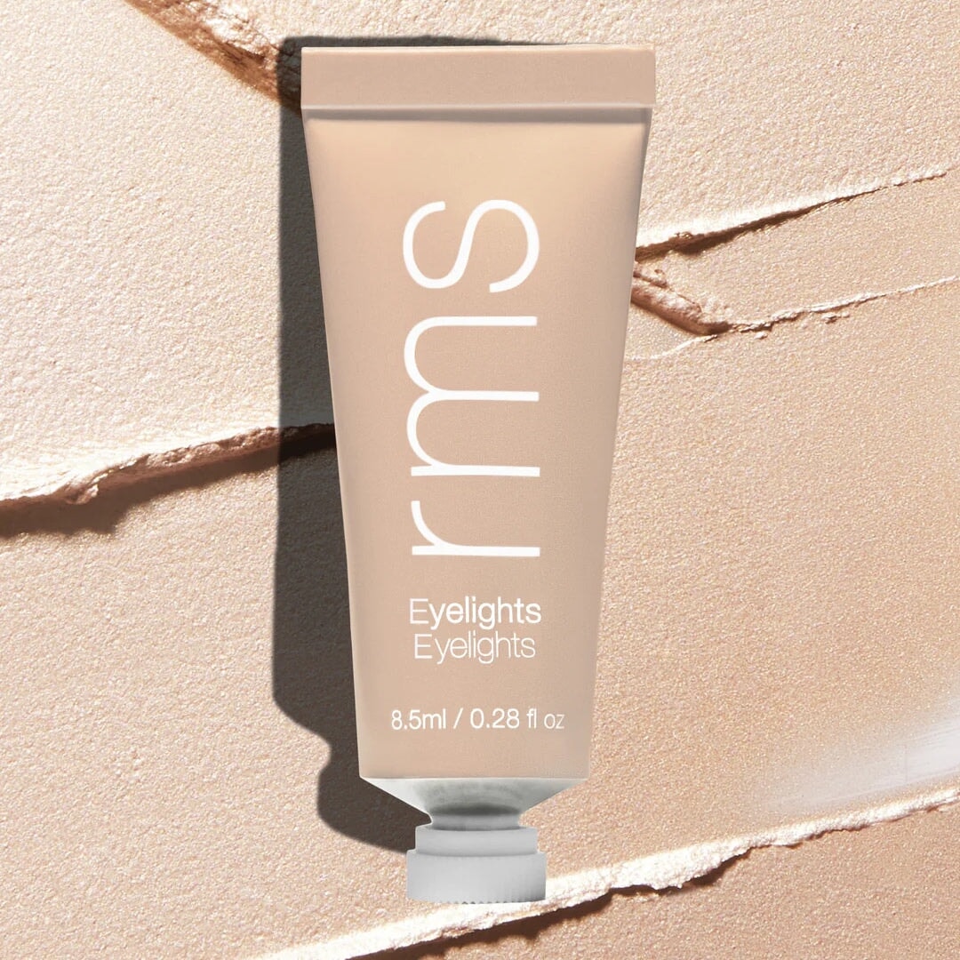 Tube Eyelights Cream Eyeshadow Moondust before Color and texture example.