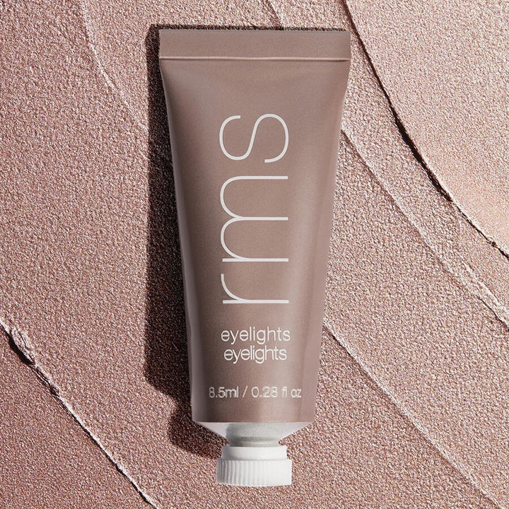 Tube Eyelights Cream Eyeshadow Strobe before Color and texture example.