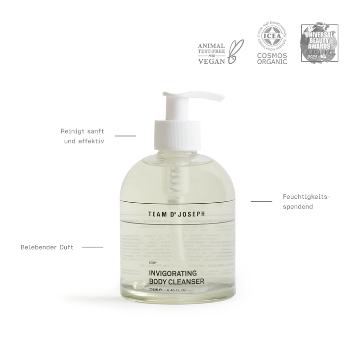 Ausgezeichnete Naturkosmetik: TEAM DR JOSEPH Invigorating Body Cleanser mit Award-Icons für Wirksamkeit und Nachhaltigkeit.