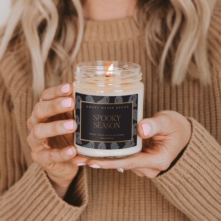 Small soy wax candle "SPOOKY SEASON" with golden lid - Sweet Water Decor
