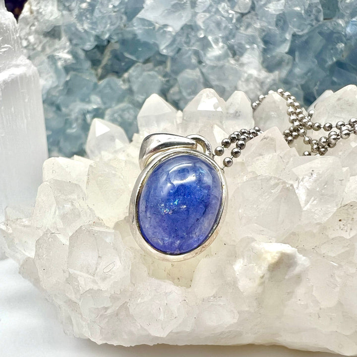 Tanzanite pendant with 925 silver setting
