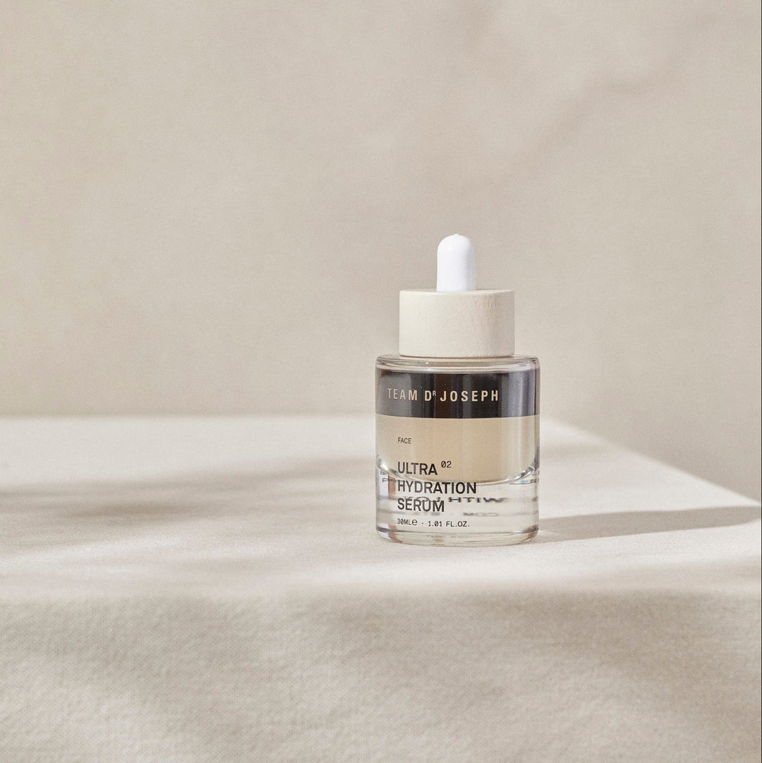TEAM DR JOSEPH Ultra Hydration Serum – intensiv feuchtigkeitsspendendes Gesichtsserum in eleganter Glasflasche