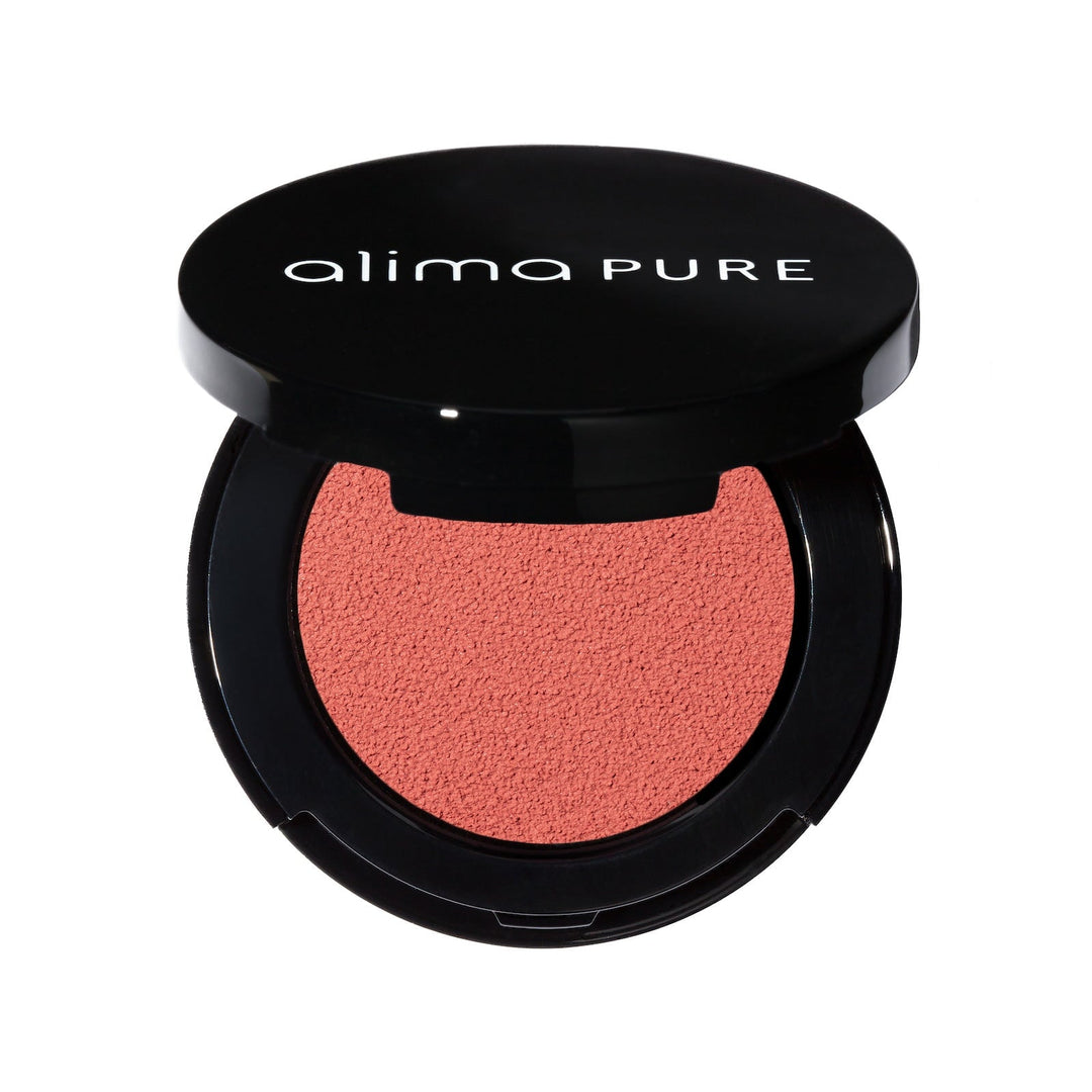 Creamy blush in intense colors North Glow