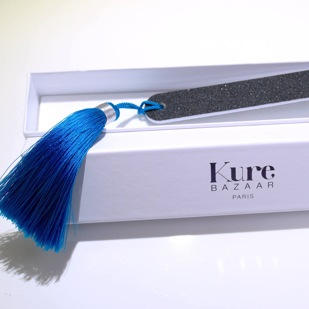 Glitter nail file silver with blue pompom North Glow