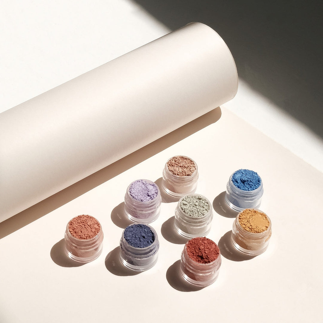 Loose Mineral Eyeshadow - with metallic, shimmering or matte finish North Glow