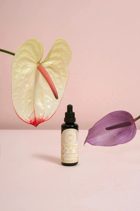 MOONTIME - herbal tincture for the support of the female menstrual cycle.