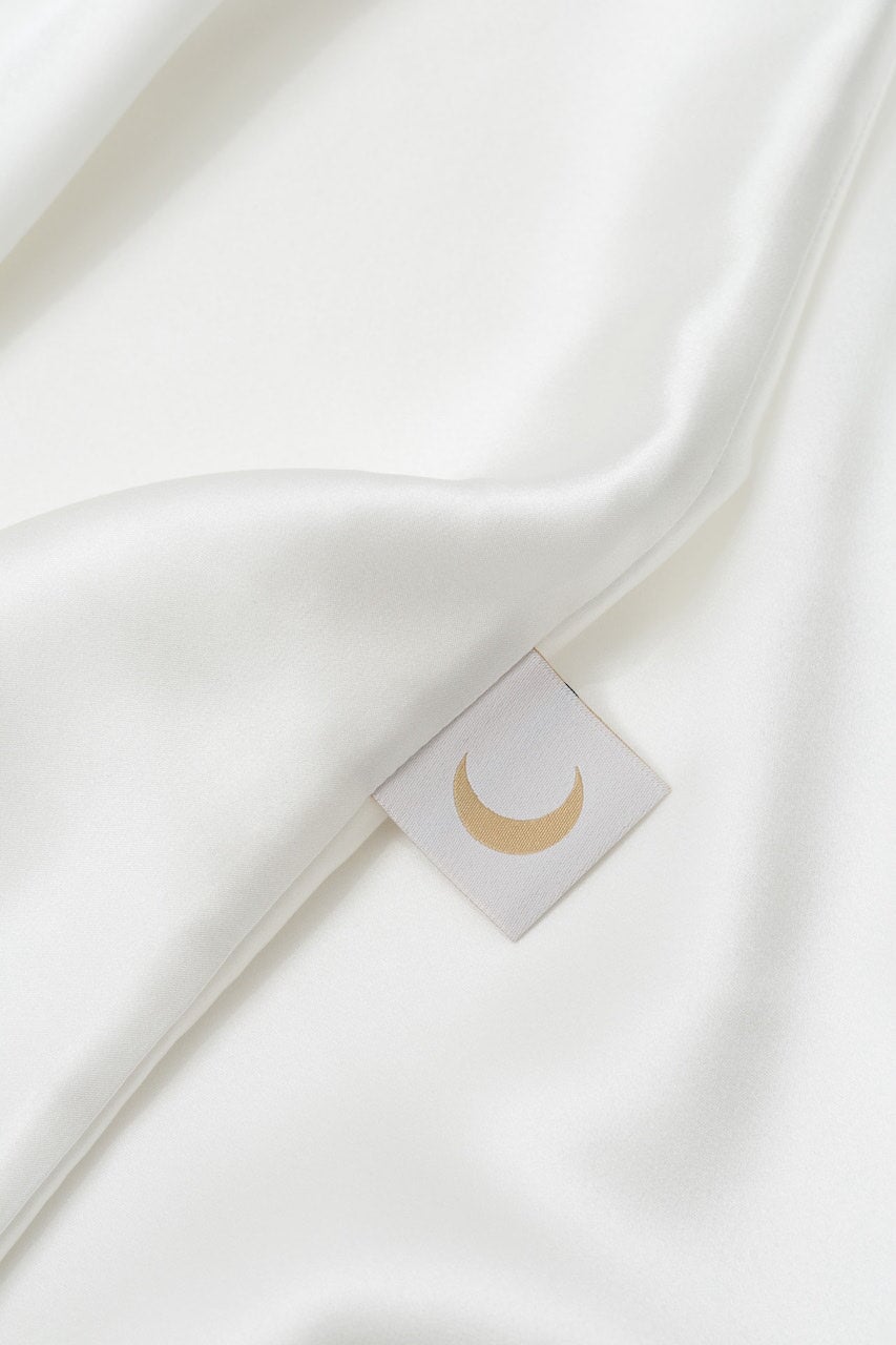 Premium silk pillowcase against wrinkles, acne and split ends - 40x80 North Glow