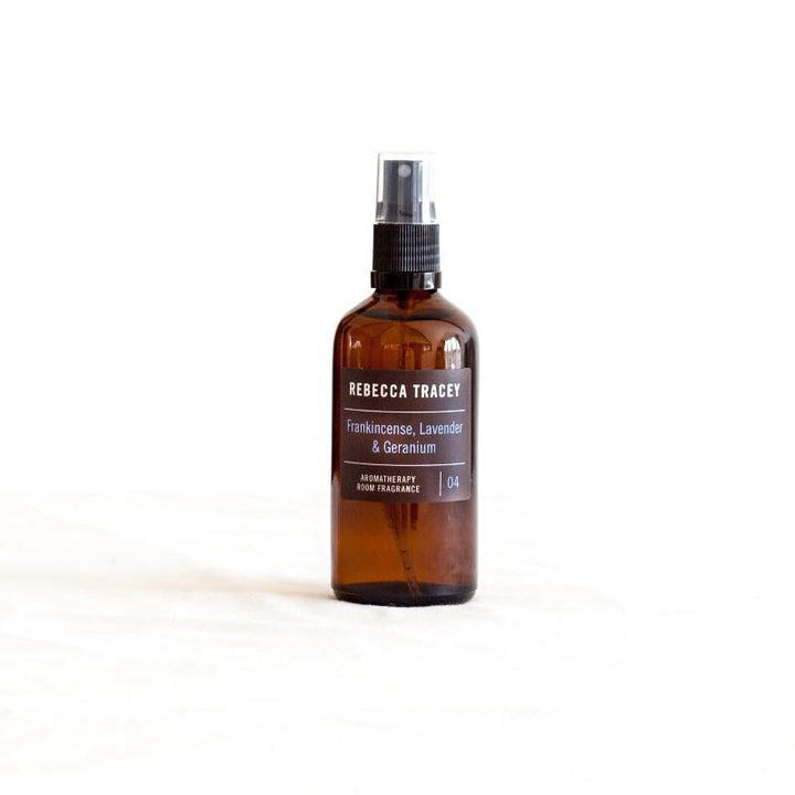 Room spray in the fragrance combination of frankincense, lavender & geranium