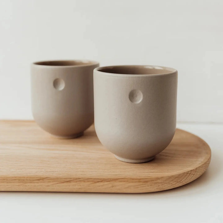 Stylish coffee and tea mug ceramic resting point - sand gray